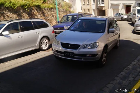 Mitsubishi Airtrek — 2