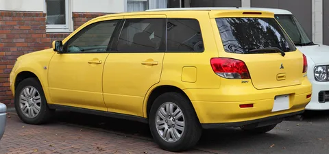 Mitsubishi Airtrek — 7