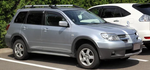 Mitsubishi Airtrek — 8