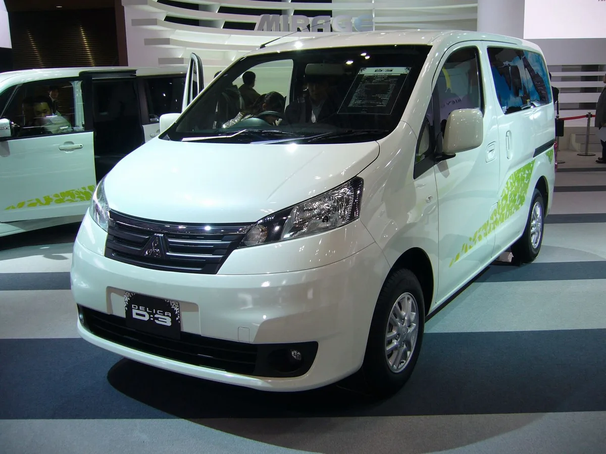 Mitsubishi Delica D:3