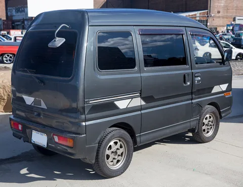 Mitsubishi Bravo — 2