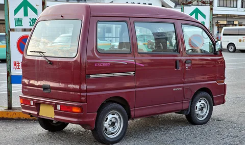 Mitsubishi Bravo — 7