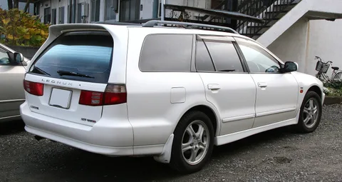 Mitsubishi Legnum — 4