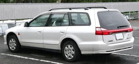 Mitsubishi Legnum — 7