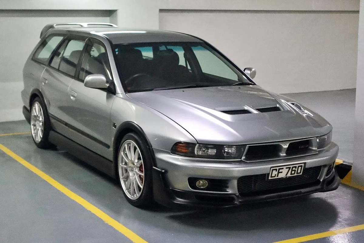 Mitsubishi Legnum