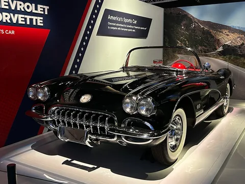 Chevrolet Corvette C1 — 6
