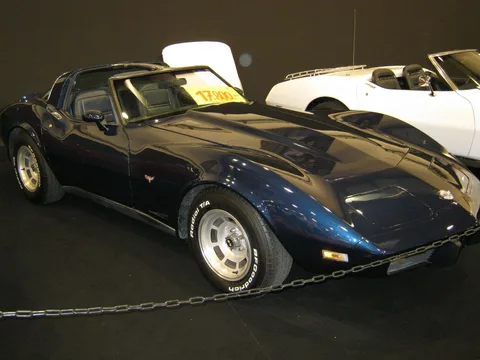 Chevrolet Corvette C3 — 6