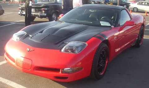 Chevrolet Corvette C5 — 4
