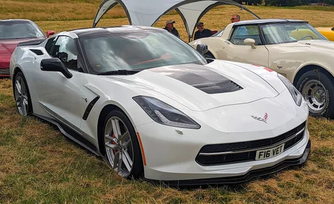 Chevrolet Corvette C7 — 4