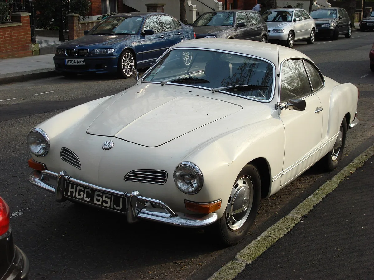 Volkswagen Karmann Ghia