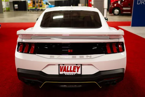 Ford Mustang — 3