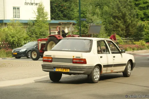 Peugeot 309 — 2
