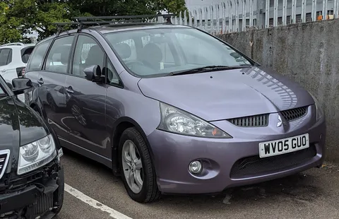 Mitsubishi Grandis — 6