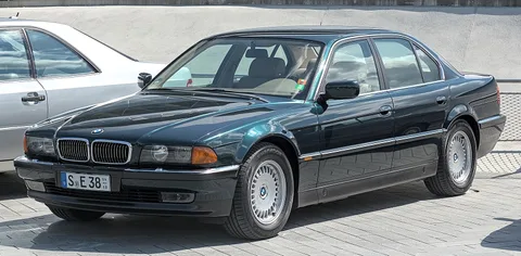 BMW E38