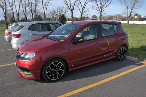 Renault Sandero RS — 8