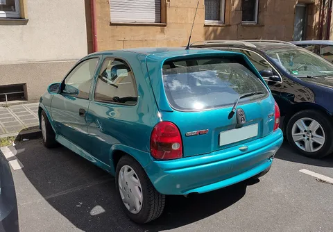 Opel Corsa B — 4