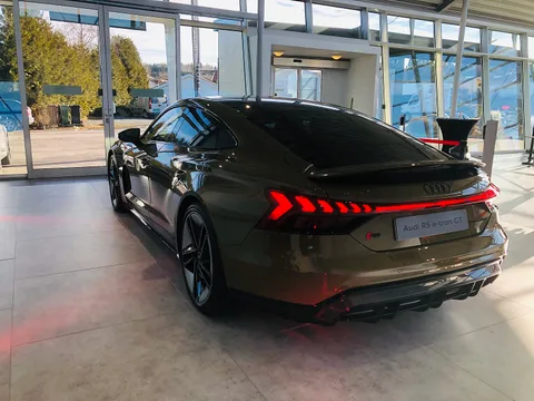 Audi RS e-tron GT — 6