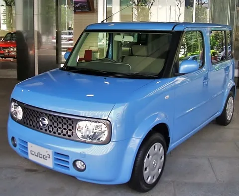 Nissan Cube³ — 8