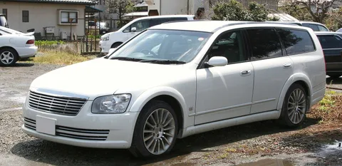 Nissan Stagea — 4