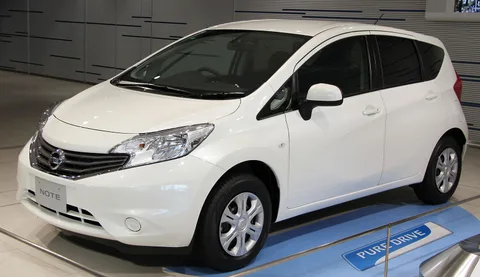 Nissan Note (E12) — 8