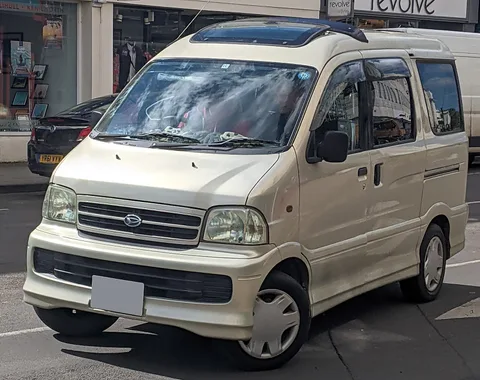 Daihatsu Atrai 7 — 5