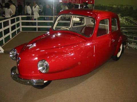 Daihatsu Bee — 7