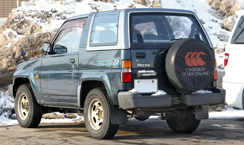 Daihatsu Rocky (F300) — 4
