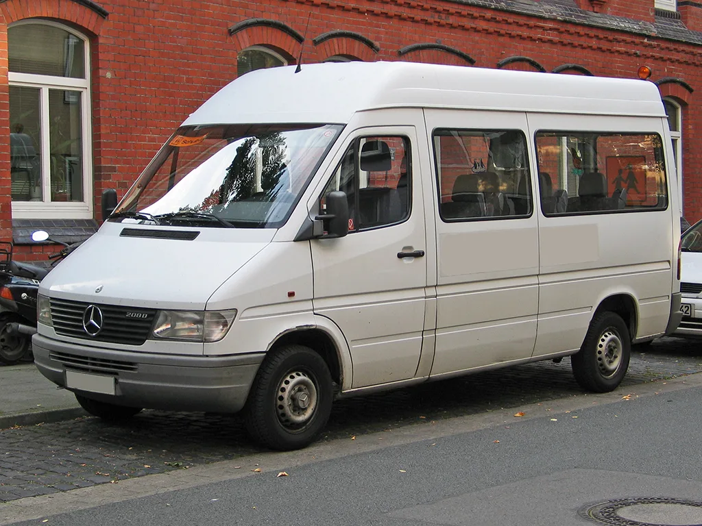Mercedes-Benz W901/5