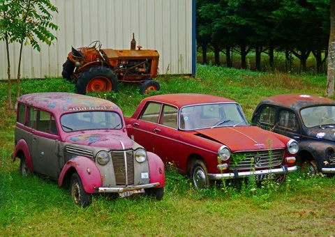 Peugeot 404 sedan — 3