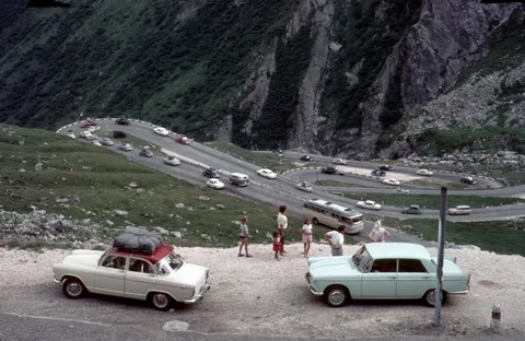 Peugeot 404 sedan — 4