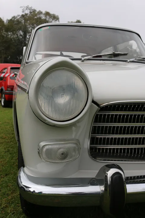 Peugeot 404 sedan — 7