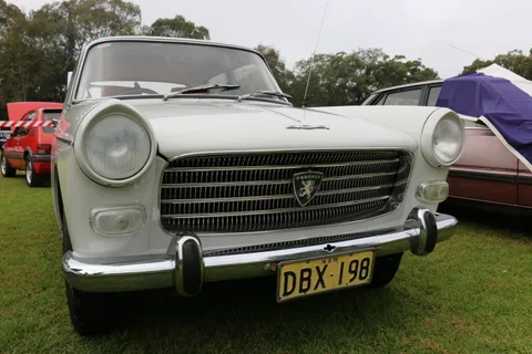 Peugeot 404 sedan — 8