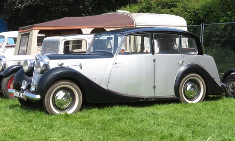 Triumph 1800 saloon — 5