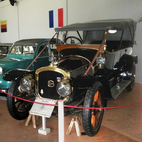 Delahaye Type 38 — 2