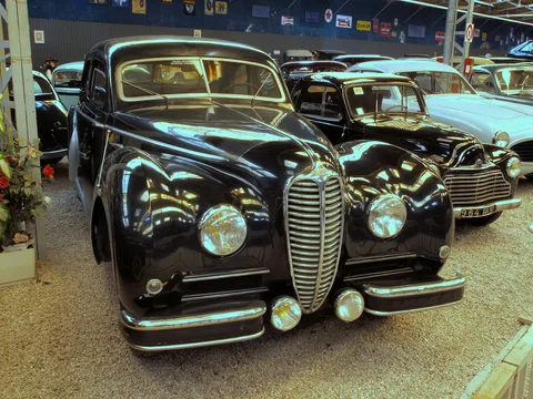 Delahaye Type 180