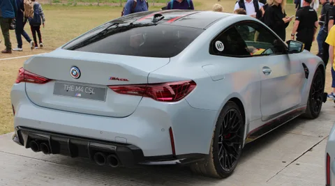 BMW M4 CSL — 7