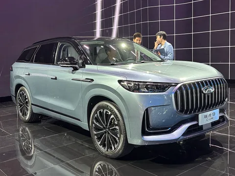 Chery Tiggo 9 — 4