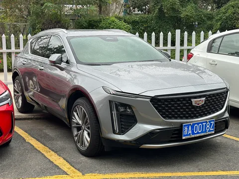 Cadillac GT4 — 4