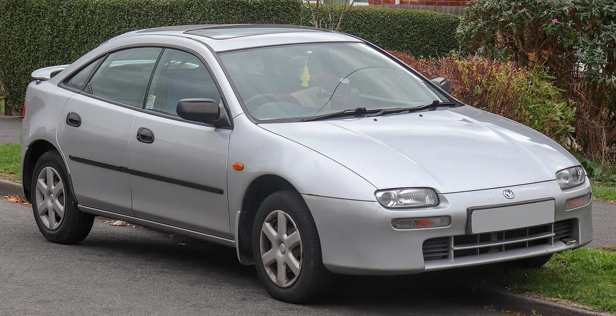 Mazda 323F