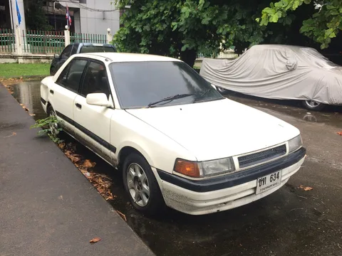 Mazda 323 (BG) — 6