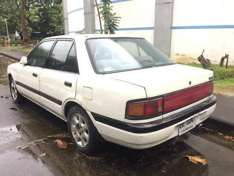 Mazda 323 (BG) — 8