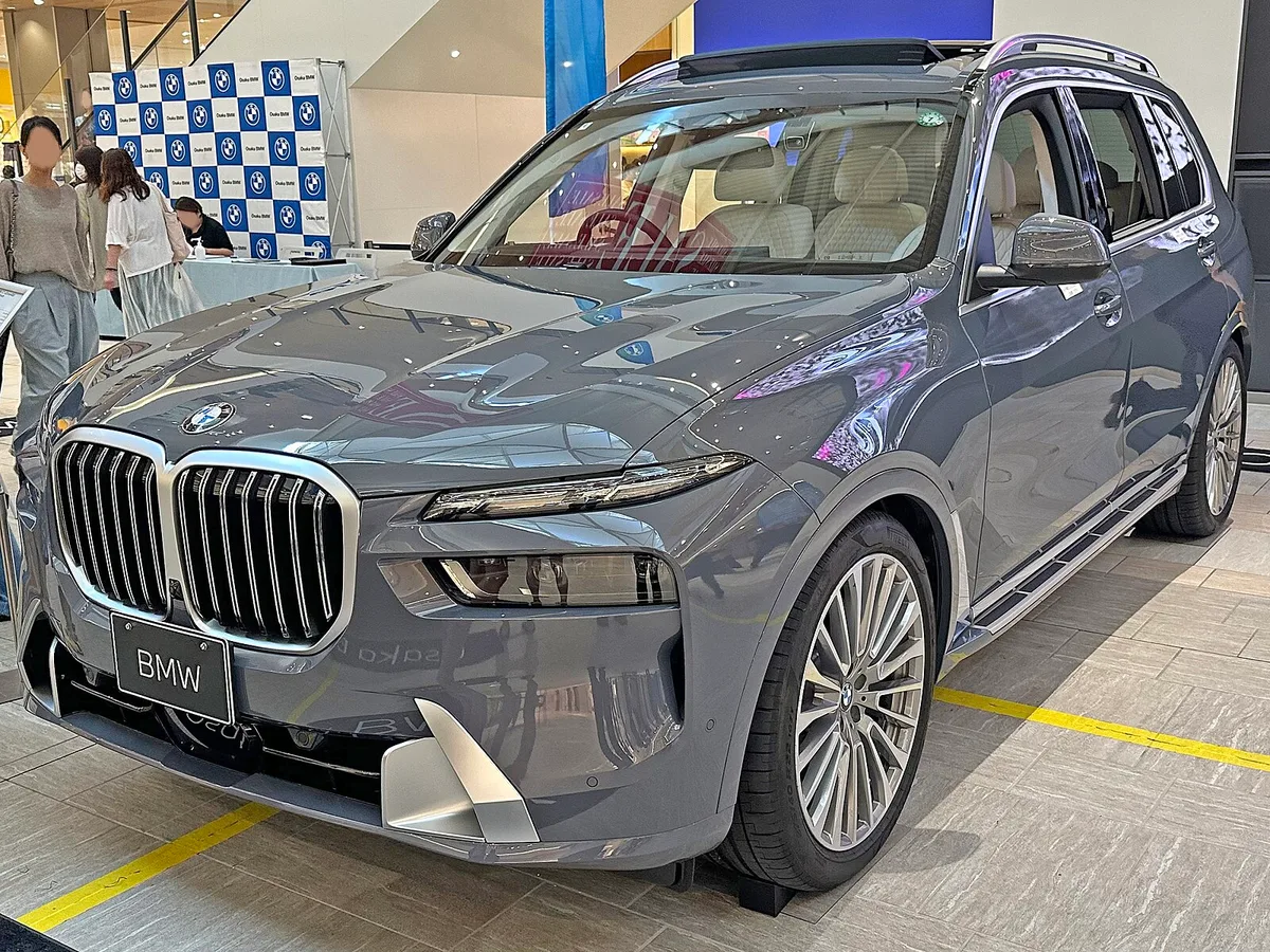 BMW X7
