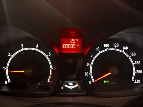 Ford Fiesta MK6 — 8