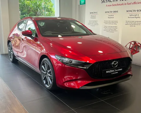 Mazda3 (BP) — 3