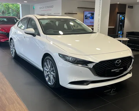 Mazda3 (BP) — 5