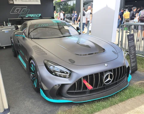 Mercedes-AMG C192 — 3