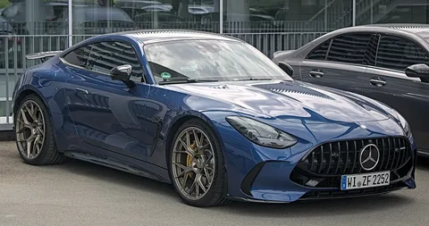Mercedes-AMG C192 — 8
