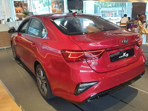 Kia K3 — 6