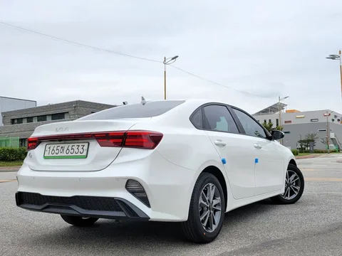 Kia K3 — 8