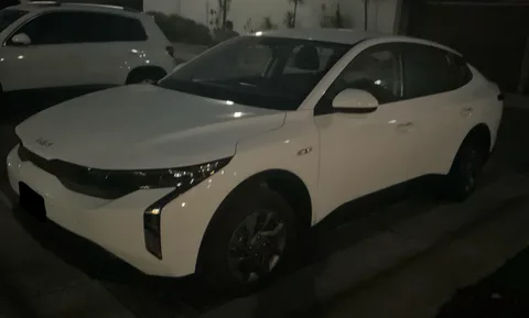Kia K3 (2023) — 7